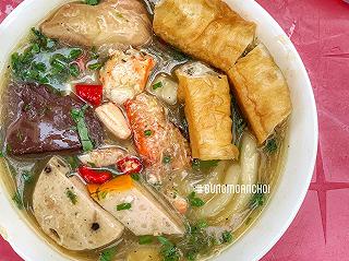 BÁNH CANH BỘT GẠO XẮT TAY CHUẨN VỊ HUẾ - ảnh 1 banh canh bot gao xat tay chuan vi hue - anh 1