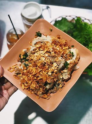 BÁNH MÌ HẤP CỦ SẮN VÀ BÒ NHON NHON - ảnh 2 banh mi hap cu san va bo nhon nhon - anh 2