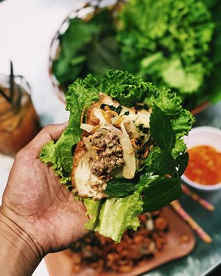 BÁNH MÌ HẤP CỦ SẮN VÀ BÒ NHON NHON - ảnh 1 banh mi hap cu san va bo nhon nhon - anh 1