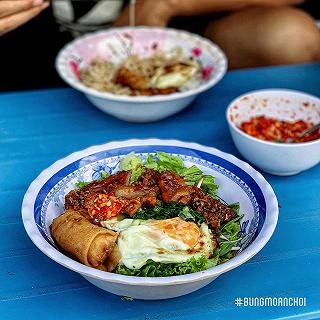 LẠ MÀ QUEN VỚI BÚN XÌ DẦU NGON RẺ ⁉️ - ảnh 3 la ma quen voi bun xi dau ngon re ⁉️ - anh 3
