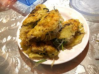 Bánh xèo Phan Thiết đợi 30 phút để được ăn. - ảnh 2 banh xeo phan thiet doi 30 phut de duoc an. - anh 2