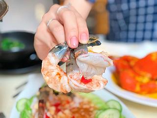 Tụ tập đồng bọn chén ngay TÔM SỐNG KIM CHI tươi roi rói bơi tung tăng - ảnh 3 tu tap dong bon chen ngay tom song kim chi tuoi roi roi boi tung tang - anh 3