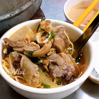 Ngộ đời Quán Lẩu Bò ai vào cũng gọi Lẩu Dê - ảnh 2 ngo doi quan lau bo ai vao cung goi lau de - anh 2