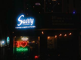 Cuối tuần rủ nhau uống beer và chill hết nấc với âm nhạc sôi động tại SAVVY - ảnh 2 cuoi tuan ru nhau uong beer va chill het nac voi am nhac soi dong tai savvy - anh 2
