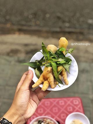 Ngộ đời SÚP CUA ăn chung với CHÂN GÀ?? 🤨🤨 - ảnh 3 ngo doi sup cua an chung voi chan ga?? 🤨🤨 - anh 3