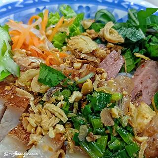 BÁNH HỎI LÁ CẨM...BÁNH ĐÁP LÁ ??? - ảnh 4 banh hoi la cam...banh dap la ??? - anh 4
