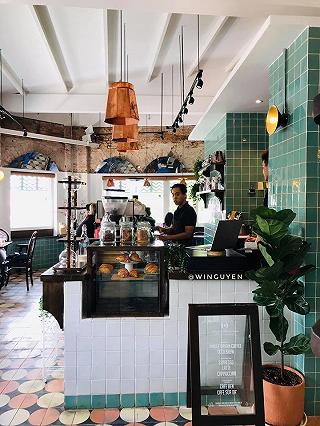 Ｈｃｍ]－ Ｑｕáｎ Ｎàｙ Ｃｈｉｌｌ Ｐｈếｔ － Ｏｋｋｉｏ Ｃａｆｆｅ Về Okkio Caffe - Lê Lợi | Riviu.Vn
