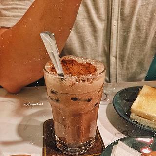 BÁNH MÌ CA DÉ CHẤM TRỨNG LÒNG ĐÀO - ảnh 4 banh mi ca de cham trung long dao - anh 4
