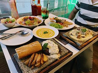 MR OX STEAK HOUSE - HẸN HÒ MÙA NOEL - ảnh 2 mr ox steak house - hen ho mua noel - anh 2