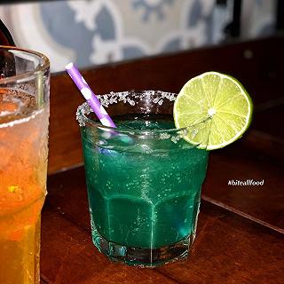 VIEW CHILL- QUÁN NƯỚC ROOFTOP Ở TẦNG 6 TẠI QUẬN 1 - ảnh 3 view chill- quan nuoc rooftop o tang 6 tai quan 1 - anh 3