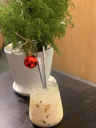 Tiệm bánh có mèo làm khách u mê - ảnh 3 tiem banh co meo lam khach u me - anh 3