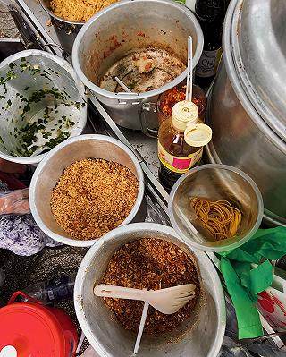 XÔI MẶN NEM NƯỚNG NGUYỄN TRÃI - ảnh 4 xoi man nem nuong nguyen trai - anh 4