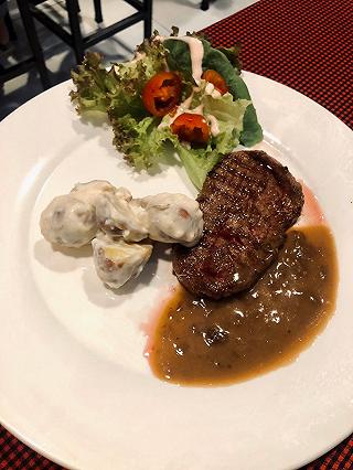 spaghetti and beefsteak - ảnh 2 spaghetti and beefsteak - anh 2