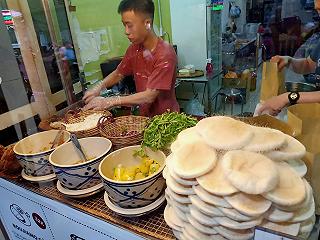 Bánh Mì Thiểm Tây - ảnh 5 banh mi thiem tay - anh 5