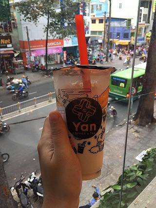 quán càphê tông cam view rộng đẹp còn nước hên xui... - ảnh 1 quan caphe tong cam view rong dep con nuoc hen xui... - anh 1