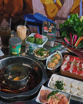 Lẩu Điện Ảnh Chất Ngất Mới Toang trên Đà Lạt - ảnh 3 lau dien anh chat ngat moi toang tren da lat - anh 3