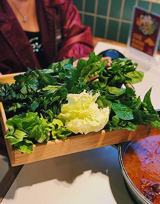 Lẩu Hongkong ngon với không gian rất xịn bao sống ảo - ảnh 2 lau hongkong ngon voi khong gian rat xin bao song ao - anh 2