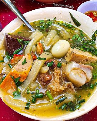 BÁNH CANH BỘT GẠO NỔI TIẾNG BÌNH THẠNH - ảnh 1 banh canh bot gao noi tieng binh thanh - anh 1