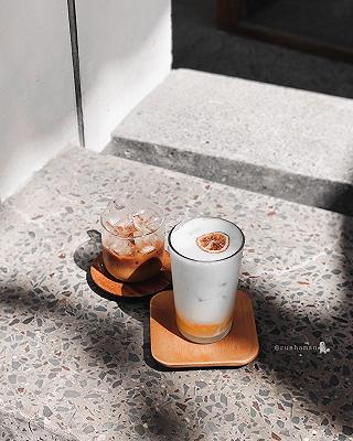 DANSHARI COFFEE - Góc coffee nhỏ xinh xẻo cùng món Quýt Mật Ong Sữa Tươi huyền thoại với bao khách dừng chân: - ảnh 2 danshari coffee - goc coffee nho xinh xeo cung mon quyt mat ong sua tuoi huyen thoai voi bao khach dung chan: - anh 2