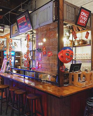 HẺM ÔNG THỔ ĐỊA - Một HongKong Chill Chill Thu Nhỏ Phiên Bản "Ông Địa" Nằm Khuất Hẻm Khu Quận 3 Sầm Uất: - ảnh 6 hem ong tho dia - mot hongkong chill chill thu nho phien ban "ong dia" nam khuat hem khu quan 3 sam uat: - anh 6