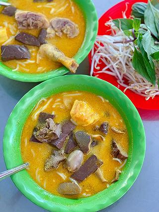 Bún cà ri vịt người Hoa Hẻm nhỏ Trần Phú - ảnh 3 bun ca ri vit nguoi hoa hem nho tran phu - anh 3