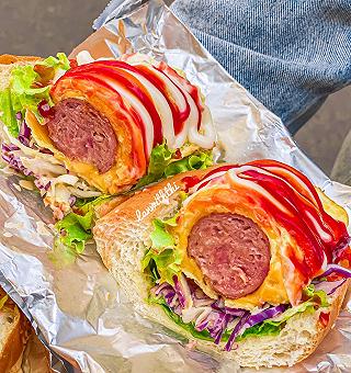 HOTDOG VỈA HÈ - ảnh 1 hotdog via he - anh 1
