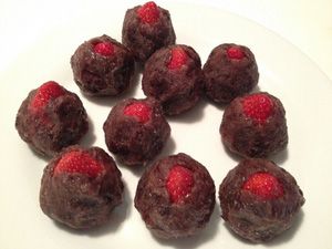 Bánh Nhật - Mochi Dâu Tây thơm ngon, đẹp đầy tinh tế khiến bạn phải nao lòng - ảnh 2 banh nhat - mochi dau tay thom ngon, dep day tinh te khien ban phai nao long - anh 2
