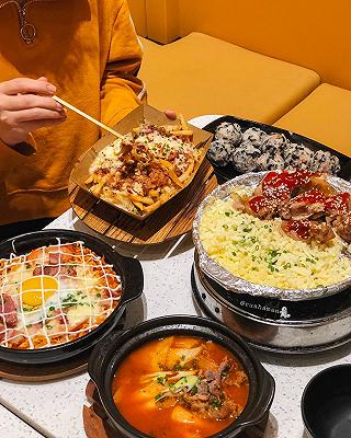 Hẻm Fast Food - ảnh 1 hem fast food - anh 1