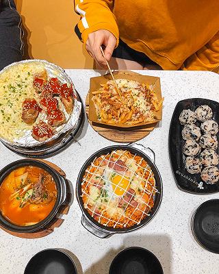 Hẻm Fast Food - ảnh 6 hem fast food - anh 6