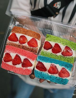 Sandwich Kem Dâu 🍓 Mát Lạnh Ghiền Lắm Luôn. - ảnh 3 sandwich kem dau 🍓 mat lanh ghien lam luon. - anh 3