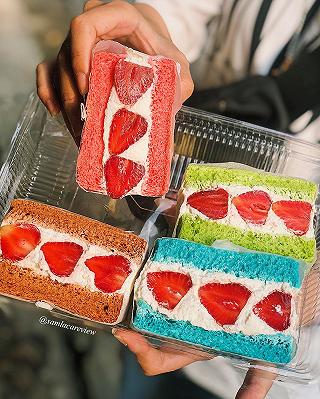 Sandwich Kem Dâu 🍓 Mát Lạnh Ghiền Lắm Luôn. - ảnh 2 sandwich kem dau 🍓 mat lanh ghien lam luon. - anh 2