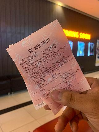 LẠI MỘT BÀI REVIEW ĐI XEM PHIM - ảnh 3 lai mot bai review di xem phim - anh 3