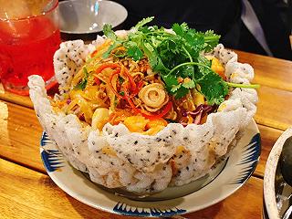 Ở ĐÂY CHỈ TOÀN MỒI NHẬU NGON XUẤT SẮC - ảnh 2 ở dây chỉ toàn mồi nhau ngon xuất sắc - anh 2