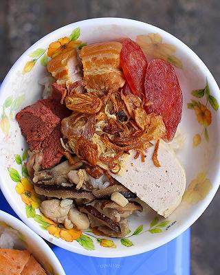 Xôi THỊT KHO TRỨNG LÒNG ĐÀO ✨ - Ngôi Sao Mới Nổi Trong Làng Xôi-Biz 🤣✨ - ảnh 3 xoi thit kho trung long dao ✨ - ngoi sao moi noi trong lang xoi-biz 🤣✨ - anh 3