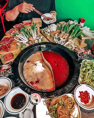 LẨU HONGKONG BÊN NÓNG BÊN BÙI - ảnh 1 lau hongkong ben nong ben bui - anh 1