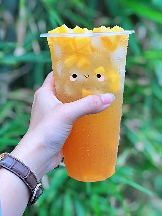 DÙ AI NÓI NGẢ NÓI NGHIÊNG TRÀ DÂU VẪN NGON ĐÚNG HÔN CẢ NHÀ?? 🍓🍓 - ảnh 3 du ai noi nga noi nghieng tra dau van ngon dung hon ca nha?? 🍓🍓 - anh 3