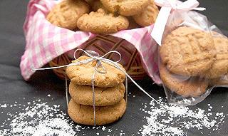 Cách làm bánh quy bơ đậu phộng – Peanut butter coconut cookies - ảnh 1 cach lam banh quy bo dau phong – peanut butter coconut cookies - anh 1