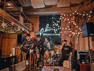 Chìm đằm trong không gian âm nhạc cực chất tại những QUÁN CAFE ACOUSTIC Ở SÀI GÒN 🎵🎶🎵 - ảnh 6 chim dam trong khong gian am nhac cuc chat tai nhung quan cafe acoustic o sai gon 🎵🎶🎵 - anh 6