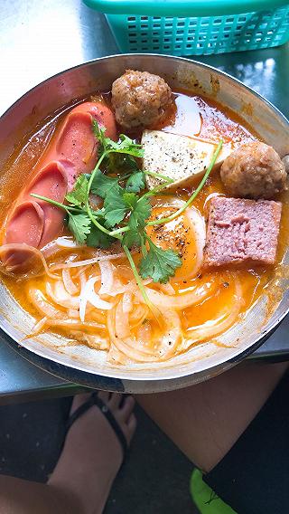 Bánh mì chảo nguyên cục phô mai Xuân Lạc - ảnh 3 banh mi chao nguyen cuc pho mai xuan lac - anh 3