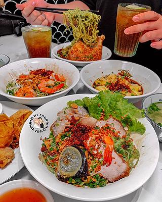 ĂN MÌ HONGKONG BÊN HÔNG BẾN VÂN ĐỒN XINH XẮN XẺO - ảnh 1 an mi hongkong ben hong ben van don xinh xan xeo - anh 1