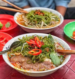 BÚN BÒ NẠM GÂN NGON NHẤT HỆ MẶT TRỜI - ảnh 4 bun bo nam gan ngon nhat he mat troi - anh 4