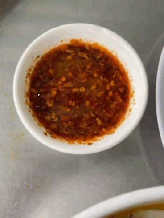 Bún Bò huế a Hùng-Ăn vô lỗ tai lùng bùng - ảnh 1 bun bo hue a hung-an vo lo tai lung bung - anh 1