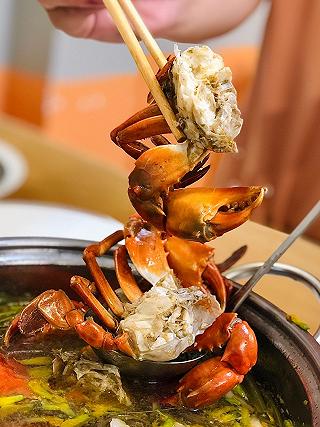 “Xử đẹp” 4 con cua chắc nụi chưa tới 500k, ai tin hông 😂 - ảnh 2 “xu dep” 4 con cua chac nui chua toi 500k, ai tin hong 😂 - anh 2