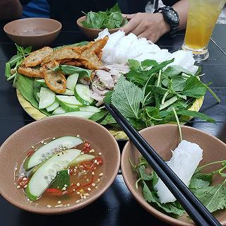 THẤT VỌNG VỚI BÚN ĐẬU CÔ KHÀN DÙ NGON - ảnh 1 that vong voi bun dau co khan du ngon - anh 1