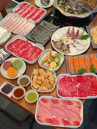BUFFE GIỜ VÀNG ĂN NO NÊ CHỈ TỪ 197k tại RAKUEN HOTPOT - ảnh 3 buffe gio vang an no ne chi tu 197k tai rakuen hotpot - anh 3