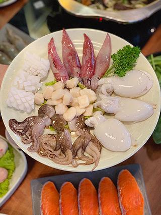 BUFFE GIỜ VÀNG ĂN NO NÊ CHỈ TỪ 197k tại RAKUEN HOTPOT - ảnh 5 buffe gio vang an no ne chi tu 197k tai rakuen hotpot - anh 5