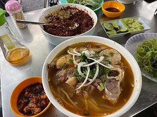 bún bò cô Cúc - ảnh 4 bun bo co cuc - anh 4