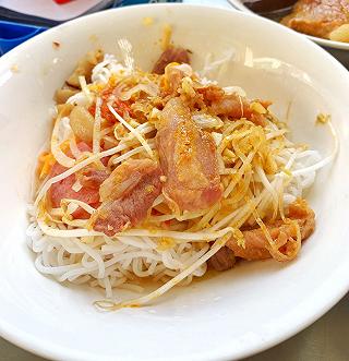 BÚN THỊT XÀO PHAN THIẾT - ảnh 2 bun thit xao phan thiet - anh 2