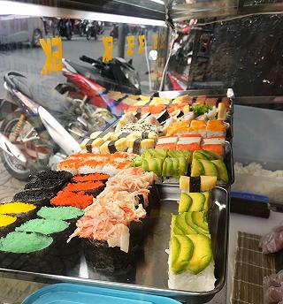 XE SUSHI VIÊN KÈM PHÁ LẤU BÒ NGON RẺ - ảnh 6 xe sushi vien kem pha lau bo ngon re - anh 6