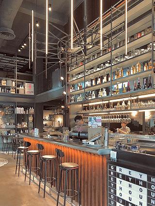 Không gian cực đẹp cho các tín đồ “ghiền” cafe lên đồ sống ảo nè !!! - ảnh 2 khong gian cuc dep cho cac tin do “ghien” cafe len do song ao ne !!! - anh 2